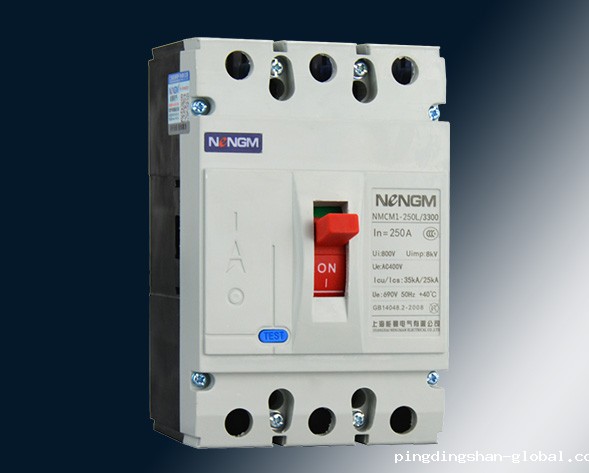 NMCM1系列塑料外壳式断路器（以下简称断路器），额定绝缘电压为800V．适用于交流50Hz．额定工作电压至690V．额定工作电流从10A至1250A的配电网络…